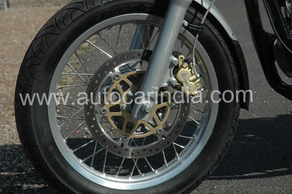 New Royal Enfield Continental GT photo gallery